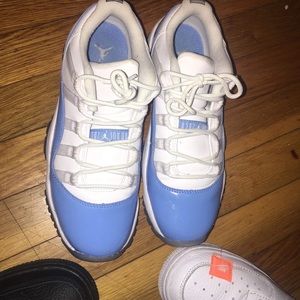 Black & White Forces | Unc Blue Low Top jordan 11